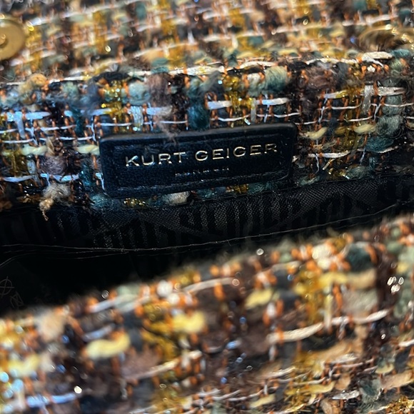 Small Kurt Geiger chain strap bag - Picture 2 of 3